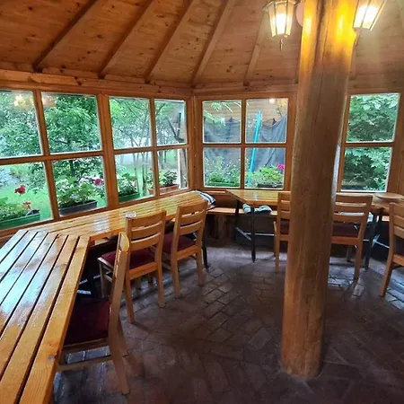 Bosnian * Hadzici