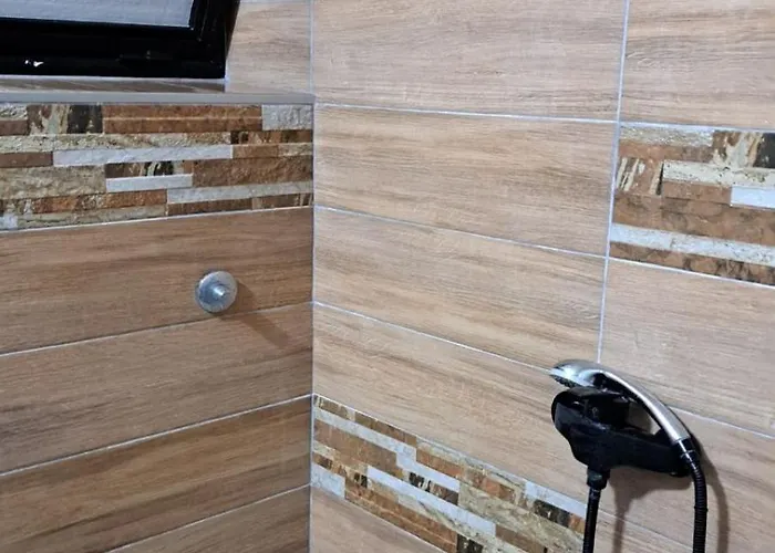 Vila Bosnian & Hadžići